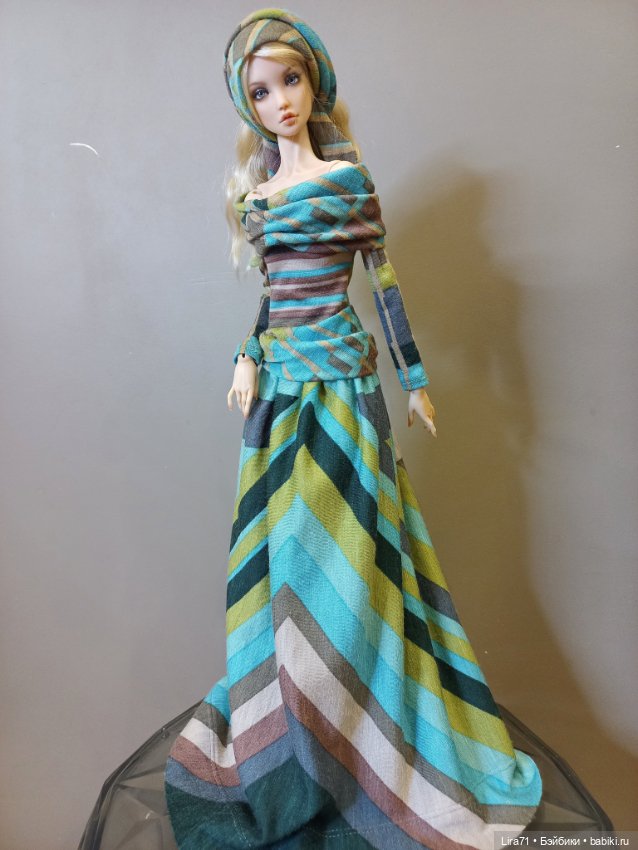 Платье из итальянского трикотажа на девочек 1/4 (фото 2)