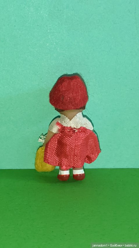 Резиновые малышки Аришки Ari красная шапочка, новая, высота 5 см (фото 2)