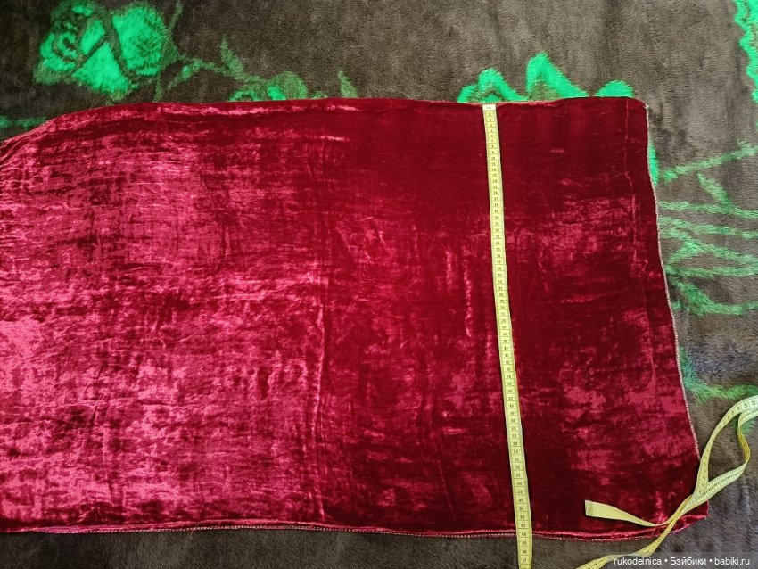 Большой кусок антикварного шелкового бархата