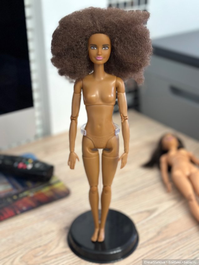 Barbie fashionistas 93 на теле мтм Аши