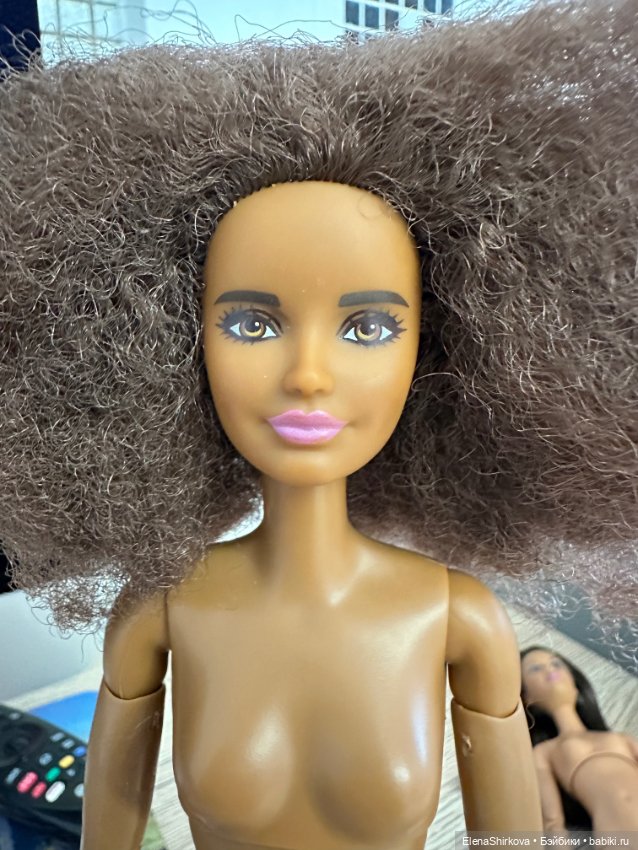 Barbie fashionistas 93 на теле мтм Аши (фото 4)