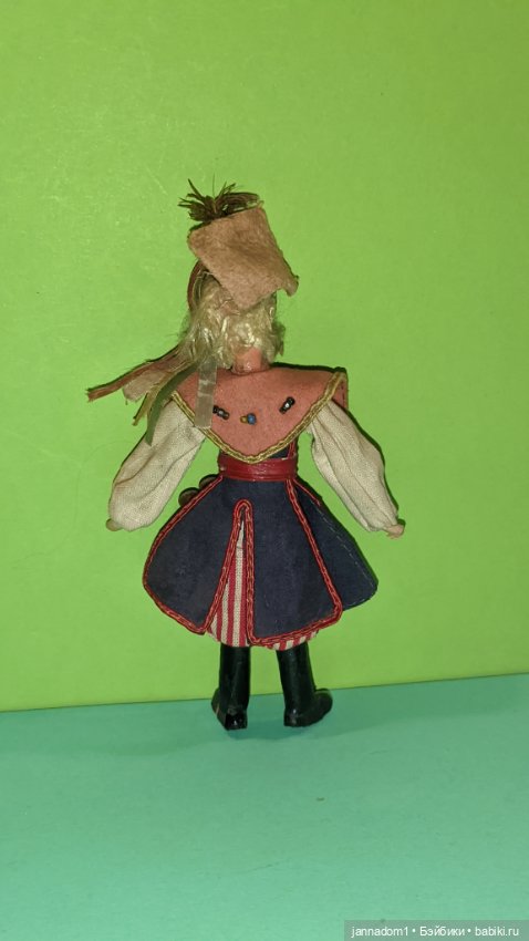 Кукла в национальном костюме, высота 12 см (фото 2)