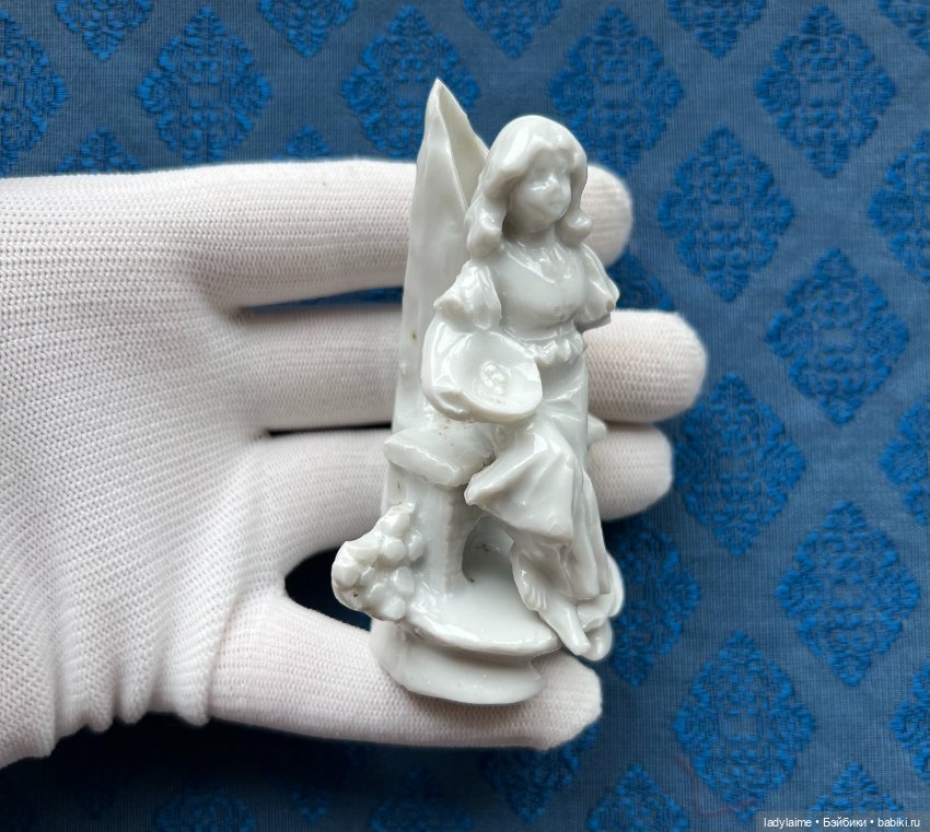 Редкая антикварная фигурка - вазочка - 8,3 см (фото 4)