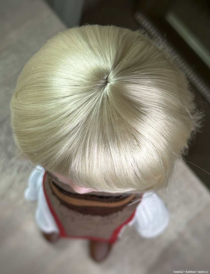 Новый парик каре "платиновый блонд" на Руби Ред 37 см (фото 5)