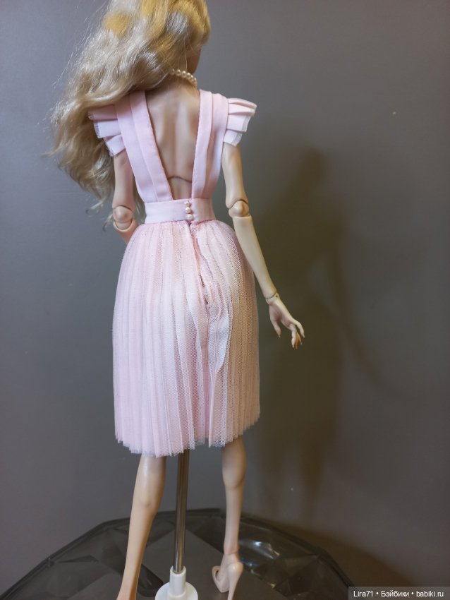 Платье на худеньких авторок 1/4 (фото 7)