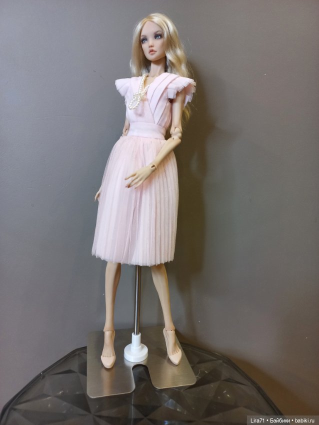 Платье на худеньких авторок 1/4 (фото 10)