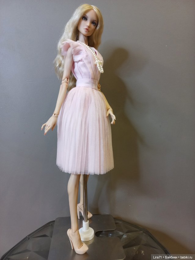 Платье на худеньких авторок 1/4 (фото 9)