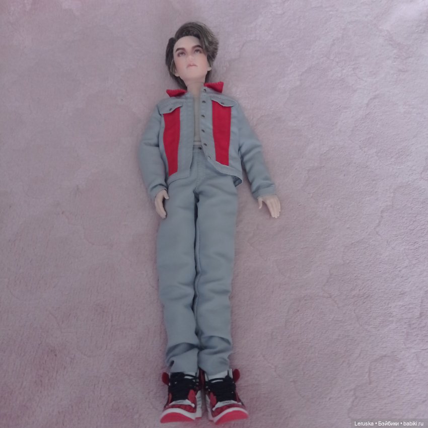 Парень БТС с ООАКом — ООАК (кастом куклы) (фото 10)