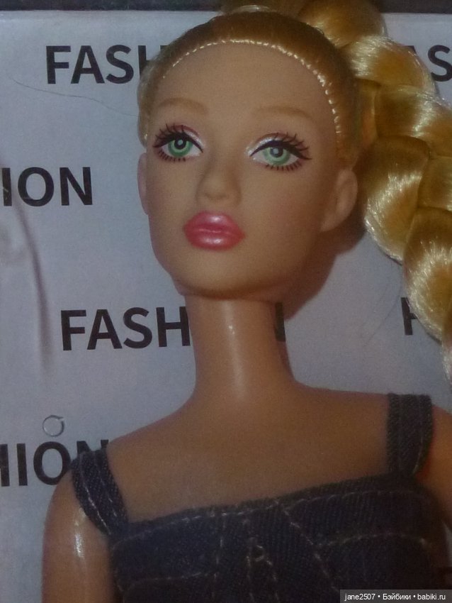 Defa Lucy блондинка - Джинсовая коллекция - шарнирная - NRFB - размер Барби (кукла 1) (фото 5)