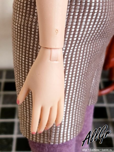 Изящная Сидни Robert Tonner (фото 5)