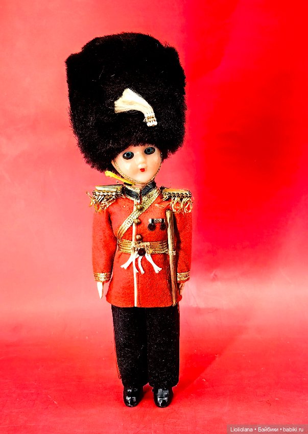 Винтажные куклы-гвардейцы (фото 7)