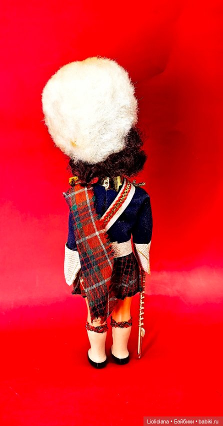 Винтажные куклы-гвардейцы (фото 5)