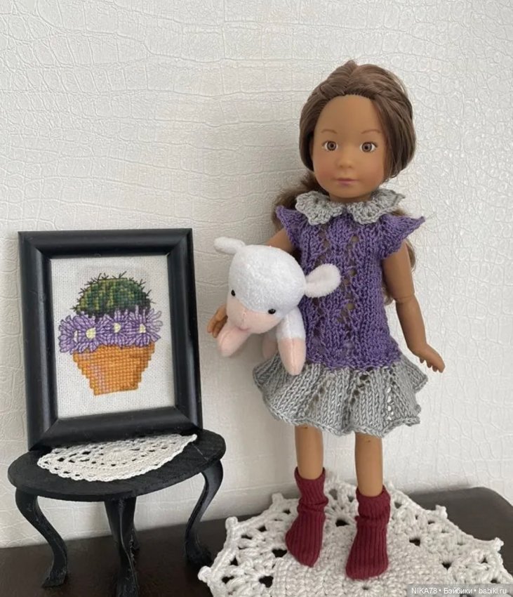Вязаные платья для куколок Kruselings (фото 2)