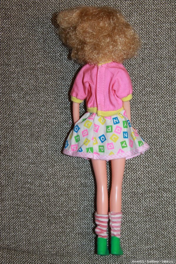 Винтажная Дженни (Барби)-чирлидер компании Такара (фото 3)