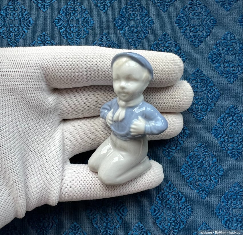 Антикварная фигурка - 6,3 см