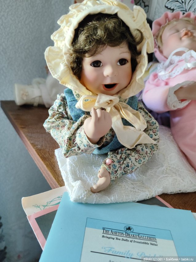 Кукла фарфоровая коллекционная (фото 6)