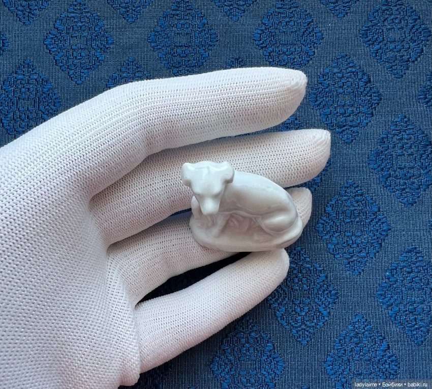 Антикварная фигурка Собачка - 4,2 см (фото 3)