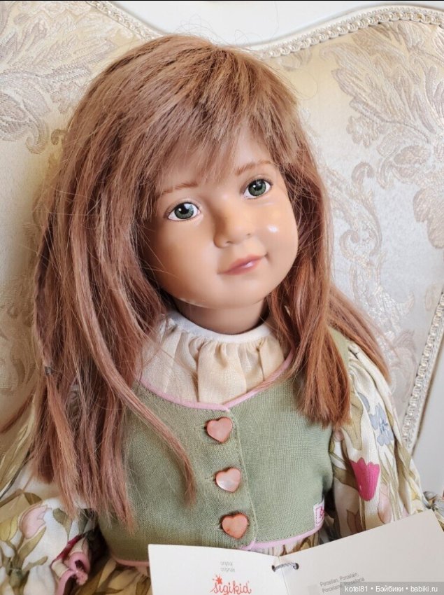 Sigikid кукла виниловая коллекционная (фото 4)