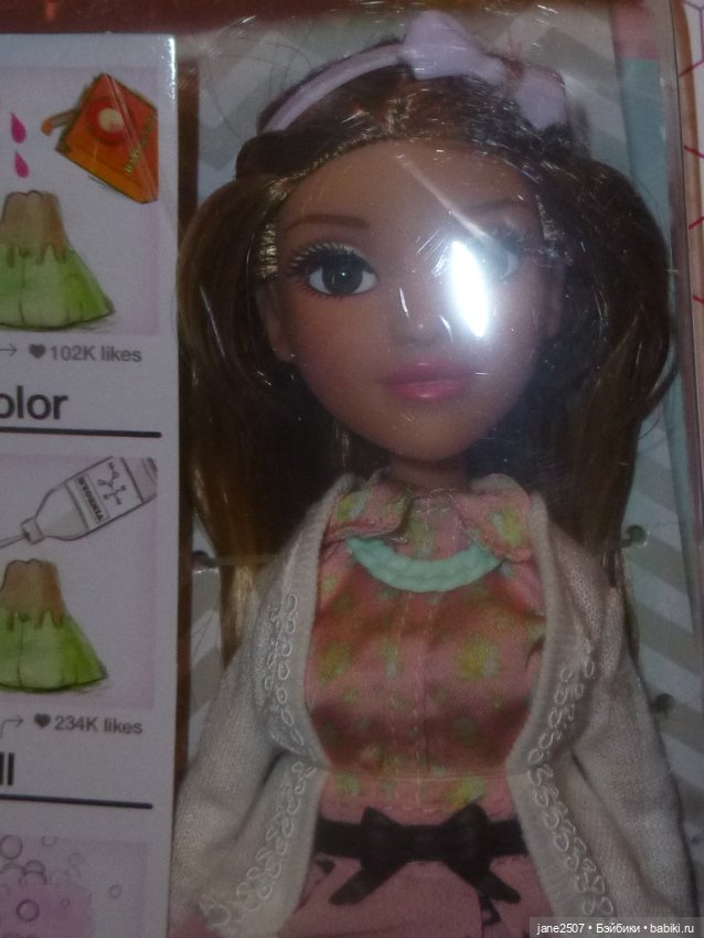 Project MC2 Adrienne's Volcano Experiment NRFB (шарнирная) - размер Барби, Момоко (фото 3)