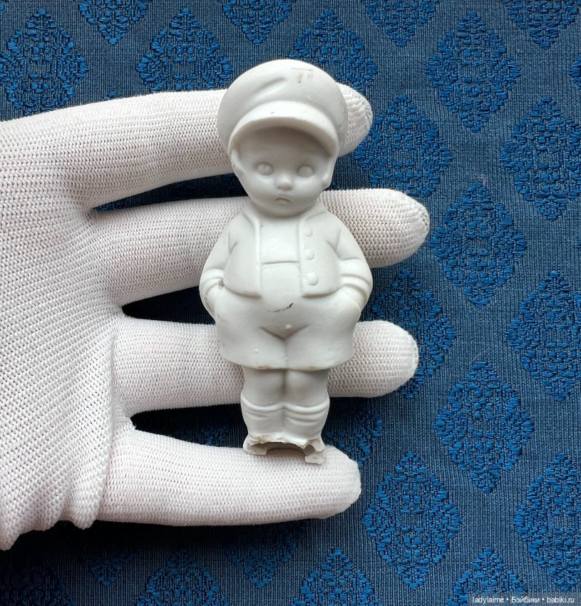 Антикварная фигурка - 8,6 см