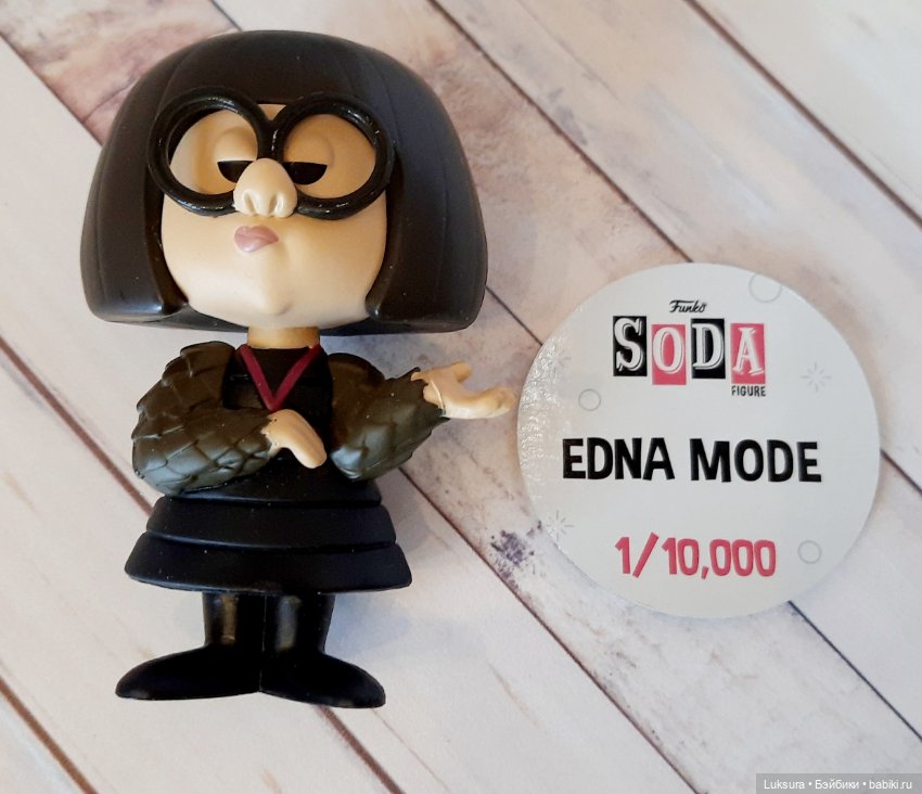 Фигурка Funko Vinyl SODA Incredibles Edna Mode (фото 2)