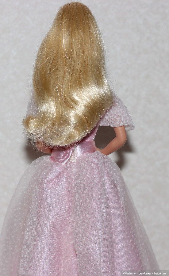 Wedding Day Bridesmaid Barbie (фото 4)