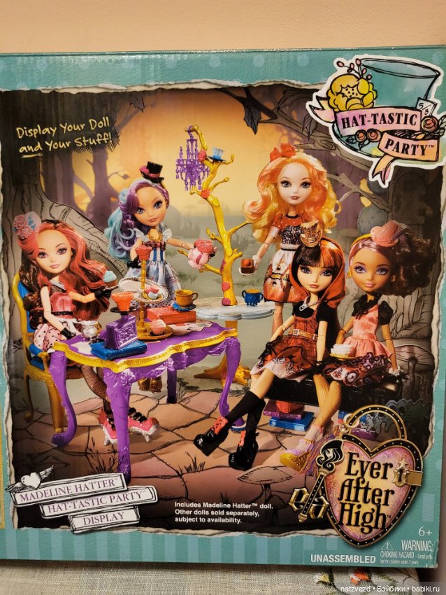 Набор с куклой Ever After High Medeline Hatter и мебелью "Hat-tastic party" (фото 4)
