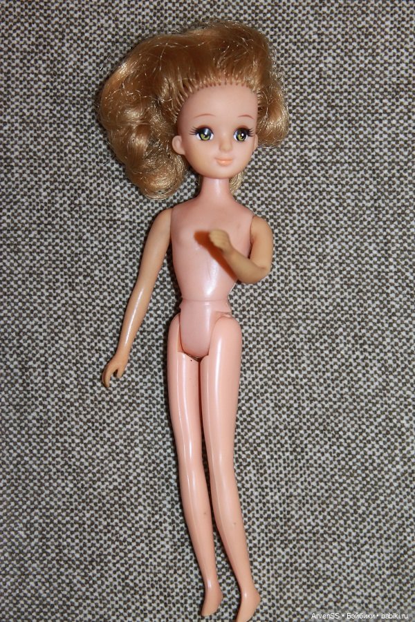 Винтажная подружка Ликки 2 поколения Harumi Asaoka компании Такара с нюансами (фото 6)