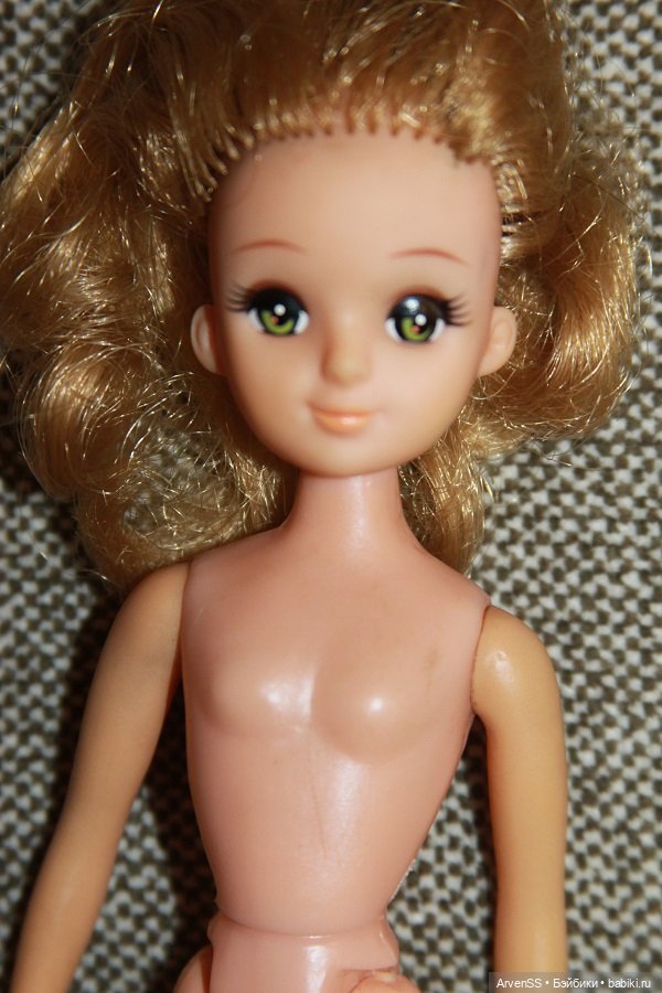 Винтажная подружка Ликки 2 поколения Harumi Asaoka компании Такара с нюансами (фото 2)