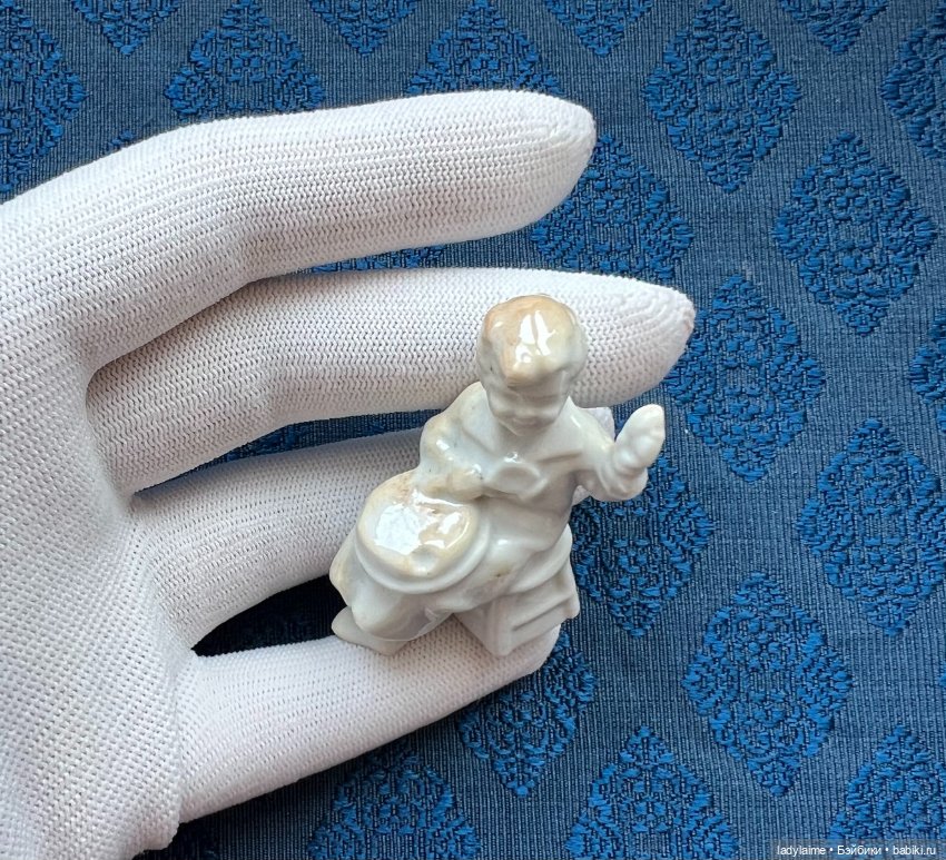 Антикварная фигурка - 5,4 см (фото 2)
