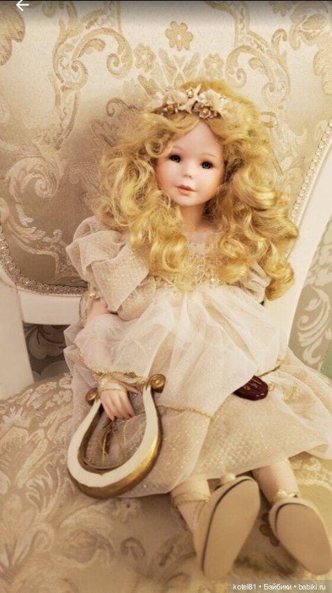 Mundia кукла коллекционная фарфоровая (фото 3)