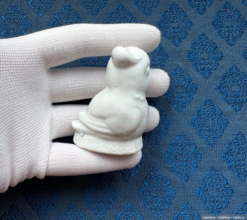 Антикварная фигурка - 6 см х 4,5 см (фото 3)