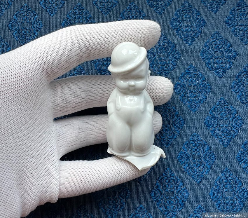 Антикварная фигурка - 6,5 см