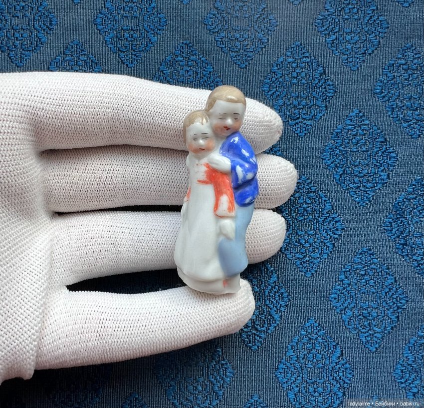 Антикварная фигурка - 5,7 см