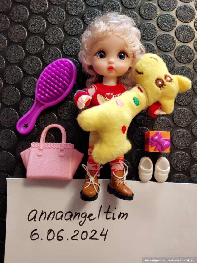 Куколка на теле баболи, шарнирная