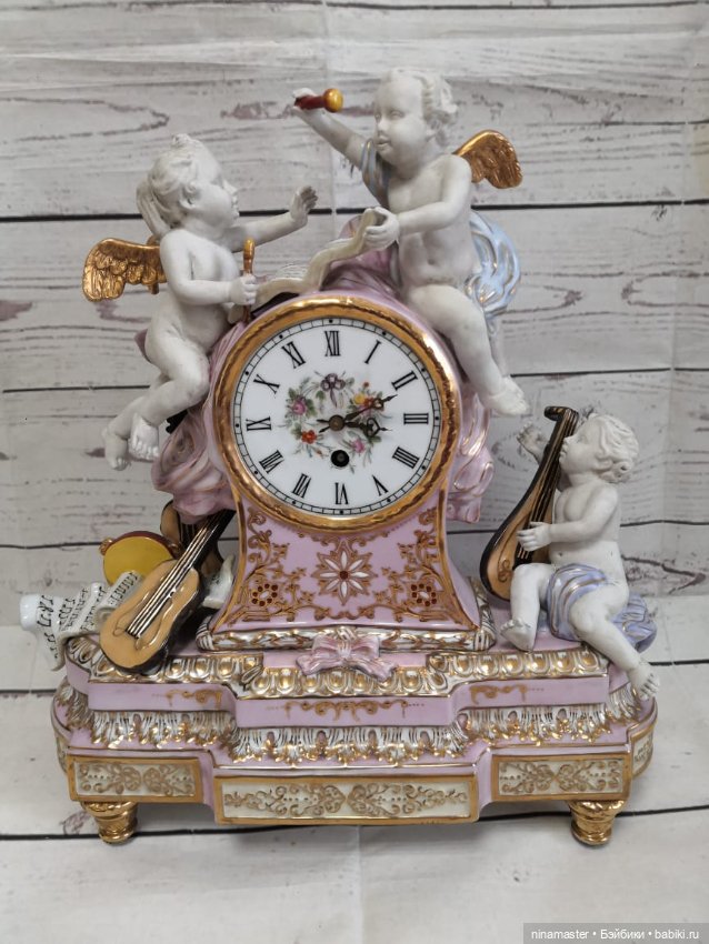 Механические часы. Бисквитный фарфор. Франция