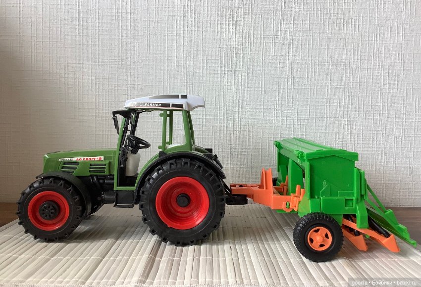 Трактор с сеялкой — Игрушки для детей