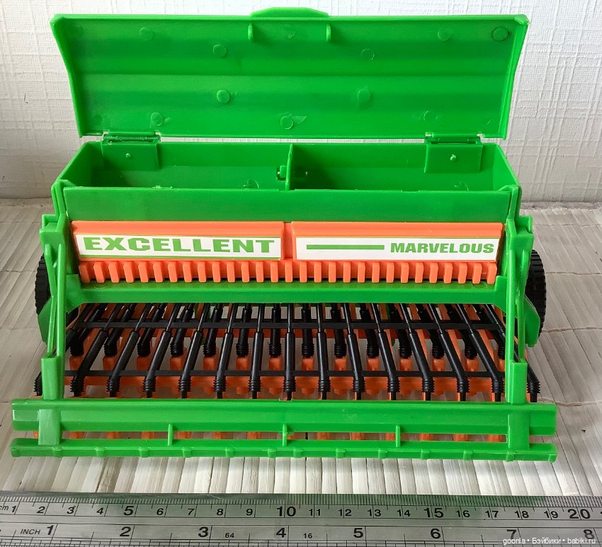 Трактор с сеялкой — Игрушки для детей (фото 4)