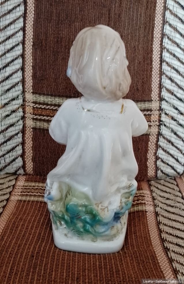 Статуэтка из фарфора "Девочка с венком". СССР (фото 7)