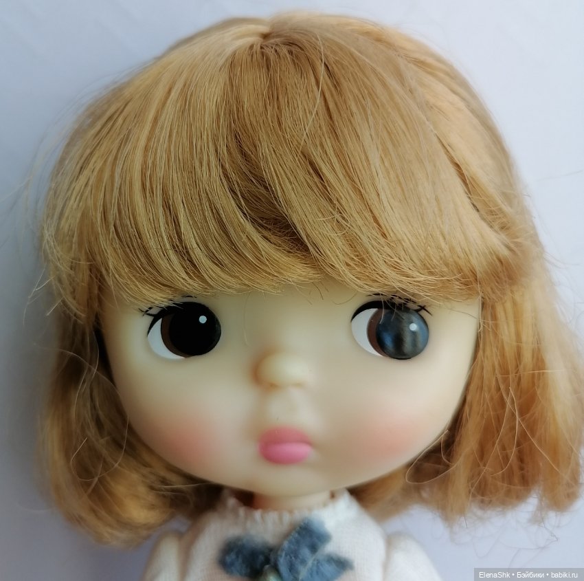 Китайская виниловая кукла Эгги Кошечка (фото 4)