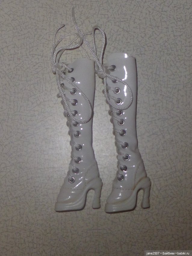 Белые сапоги из редкого аутфита Pullip Ala - новые - подходят Барби, Nu Face, FR, куклам 12 дюймов (фото 2)