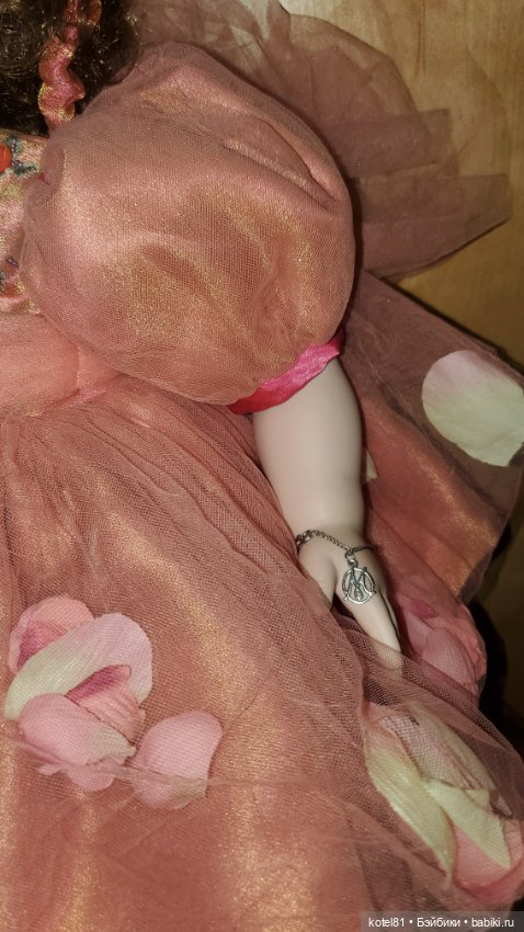 Фарфоровая коллекционная кукла Marie Osmond (фото 2)