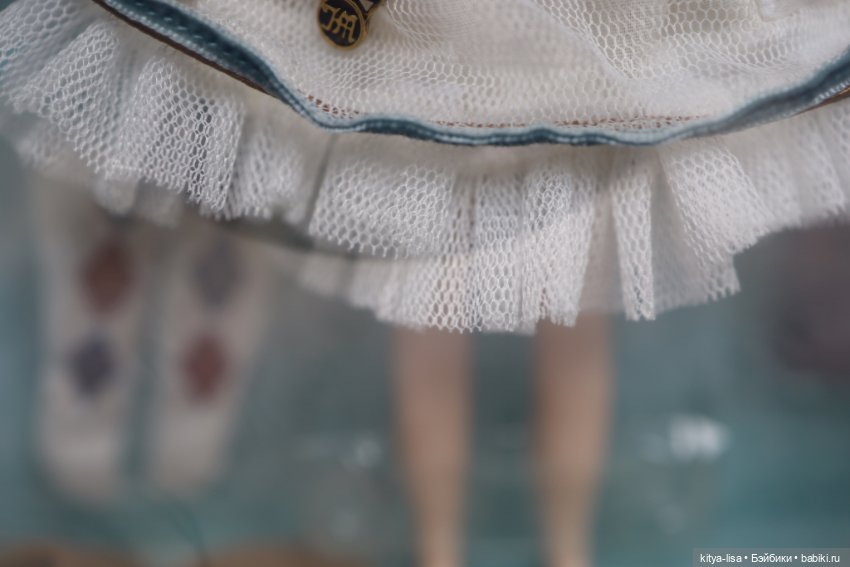 Blythe Bloomy Bloomsbury — Коллекционные куклы (фото 4)