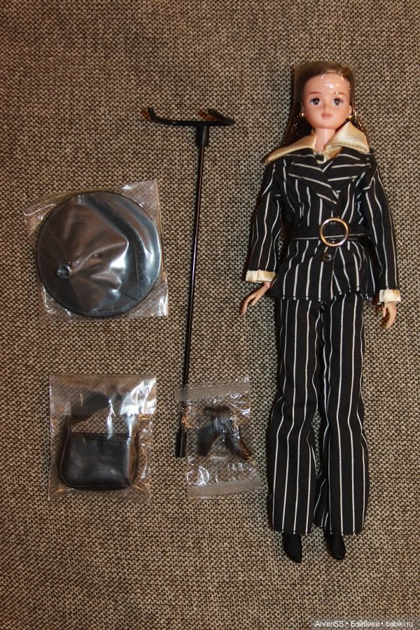 Винтажная шарнирная Наоми Super Model Club компании Такара