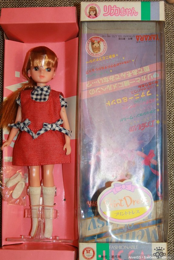 Винтажная Ликка третьего поколения компании Такара из серии Print Dress (фото 5)