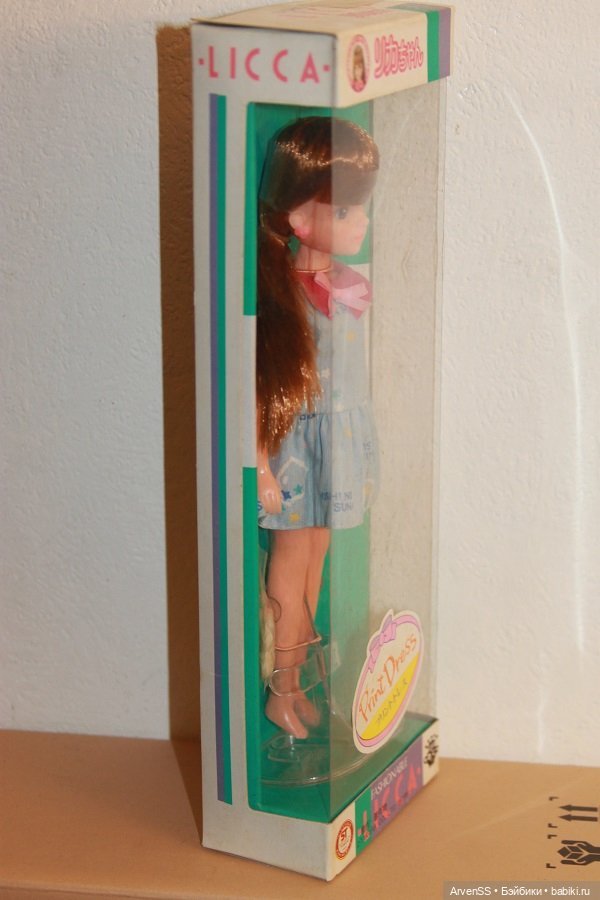 Винтажная Ликка третьего поколения компании Такара из серии Print Dress (фото 2)