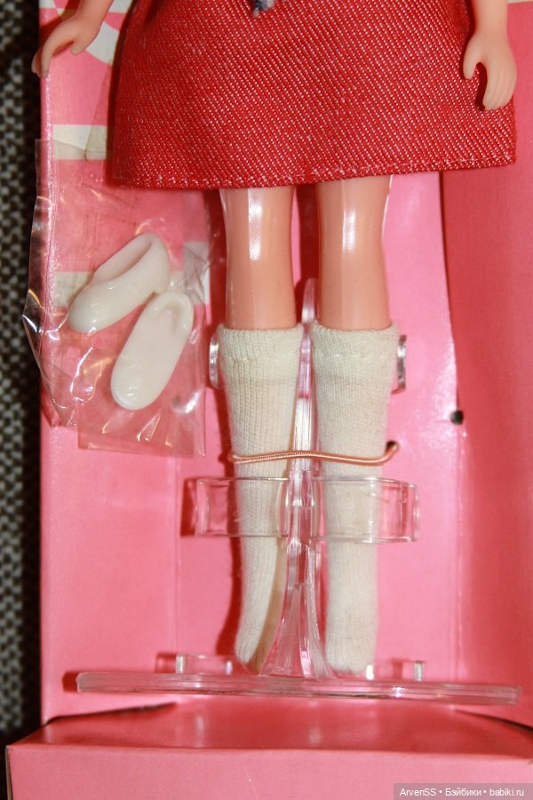 Винтажная Ликка третьего поколения компании Такара из серии Print Dress (фото 7)