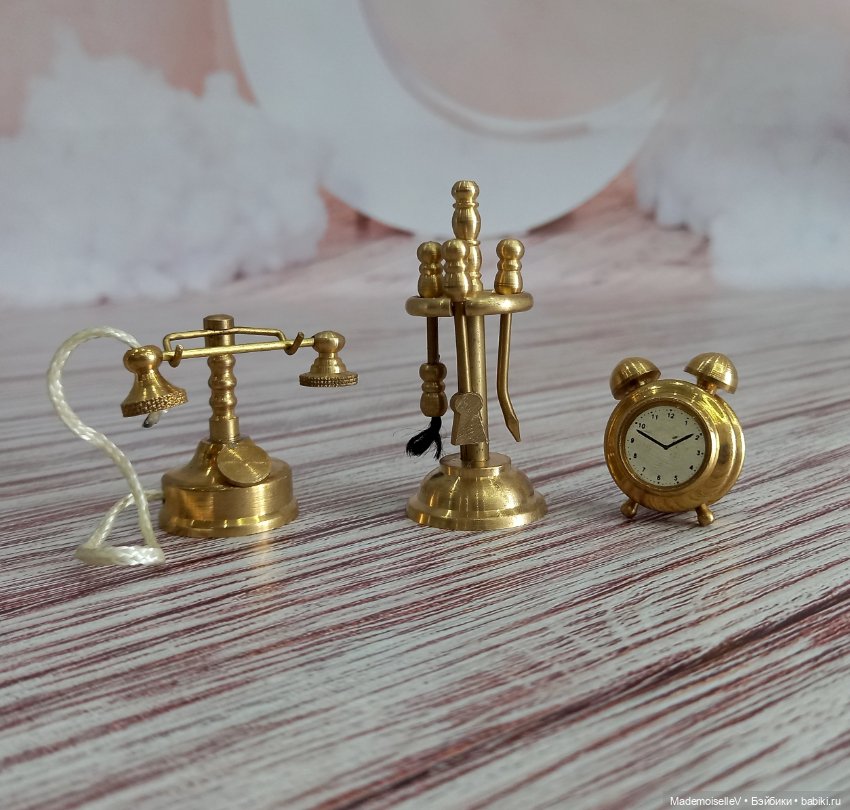 Каминный набор, телефон, будильник