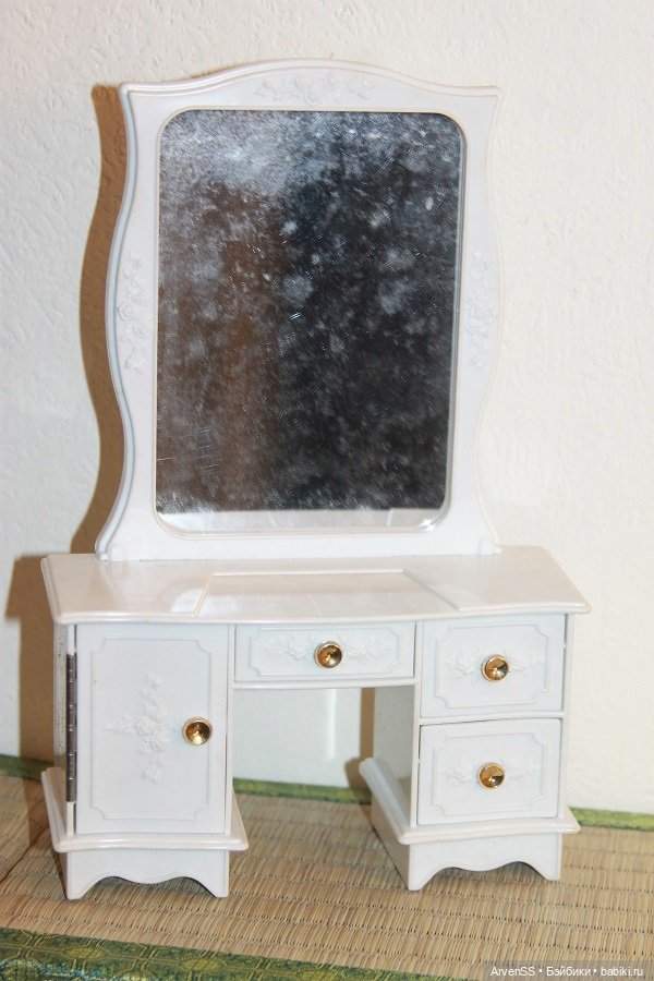 Винтажное трюмо для Ликки компании Такара (фото 2)