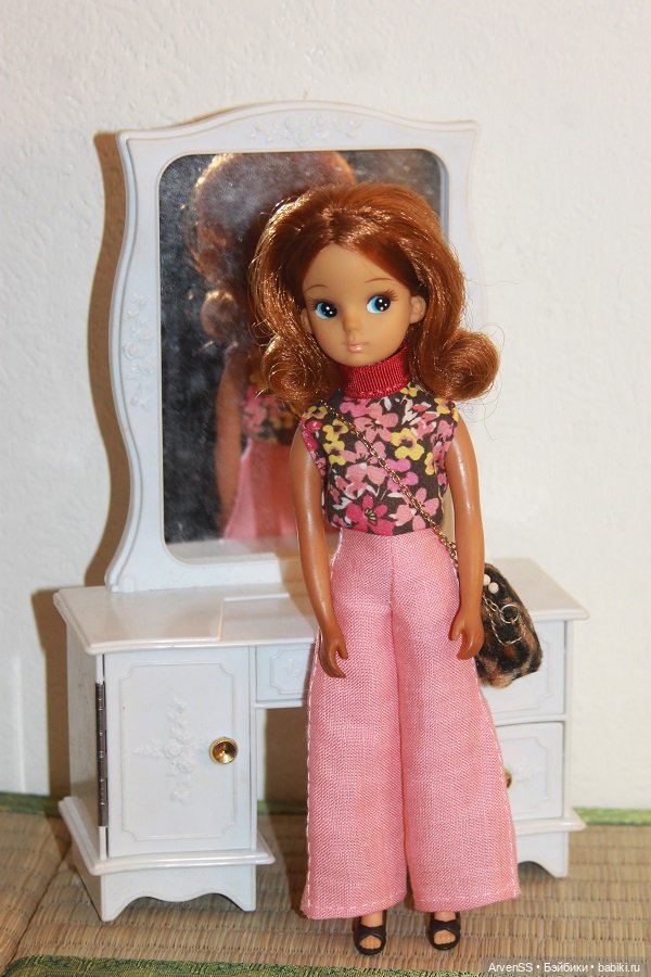 Винтажное трюмо для Ликки компании Такара (фото 3)